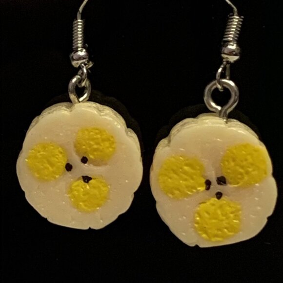 Banana Earring, Fruit Earring, Gift Idea, Funny Food Earring, Silly Earring - Picture 1 of 4